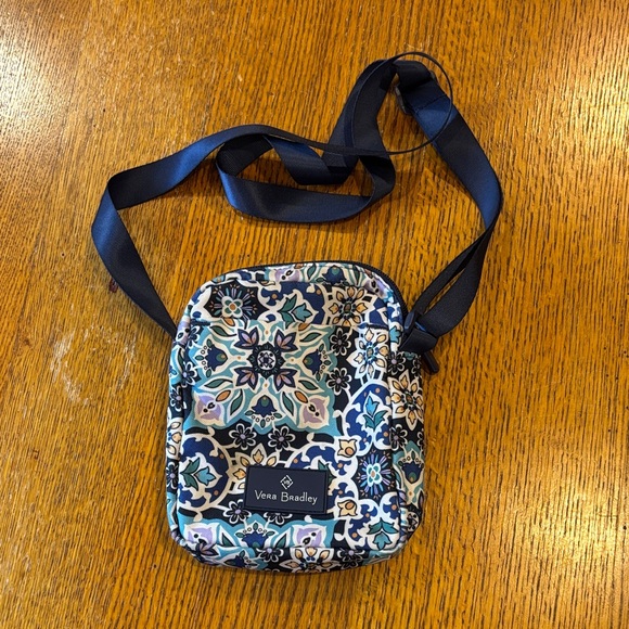 Vera Bradley Handbags - Vera Bradley Blue and Green Patterned Crossbody